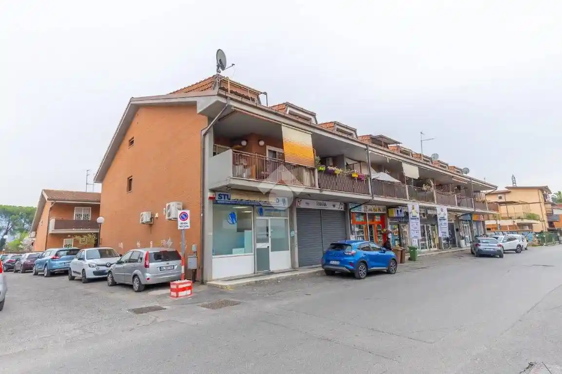 Appartamento in vendita a Guidonia Montecelio