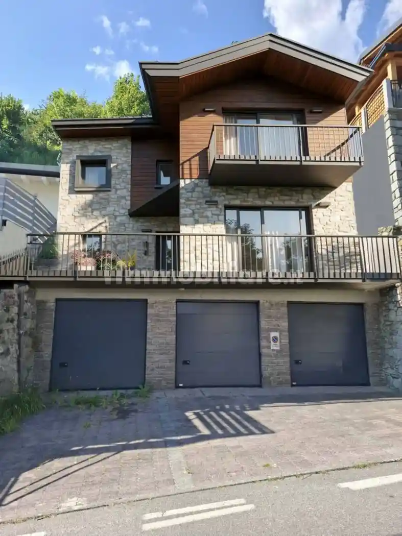Villa in vendita a Vezza d'Oglio