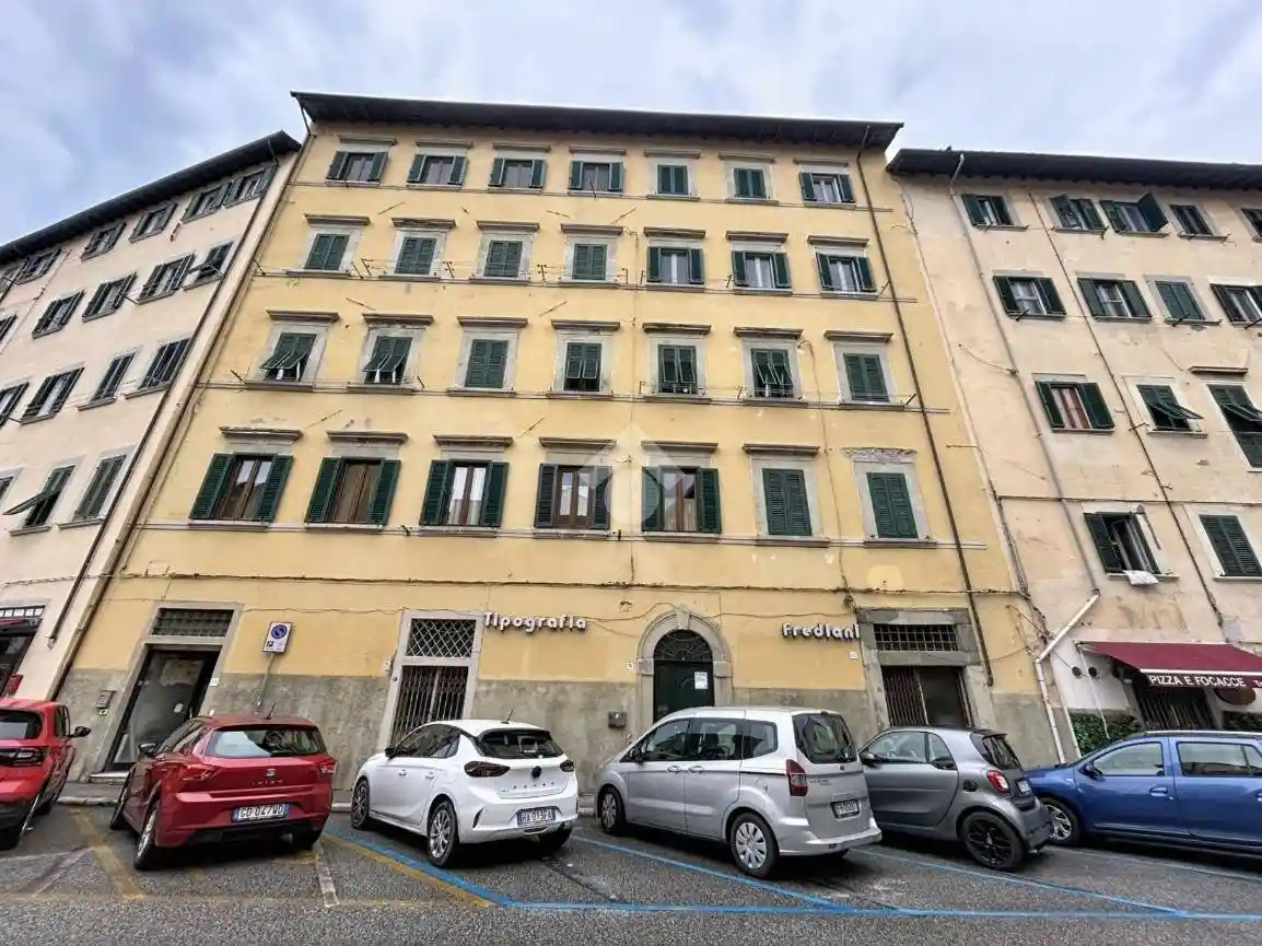 Appartamento in vendita a Livorno