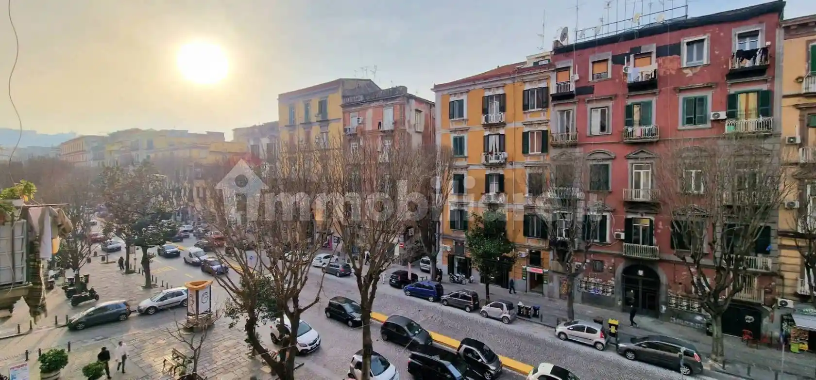 Appartamento in affitto a Napoli