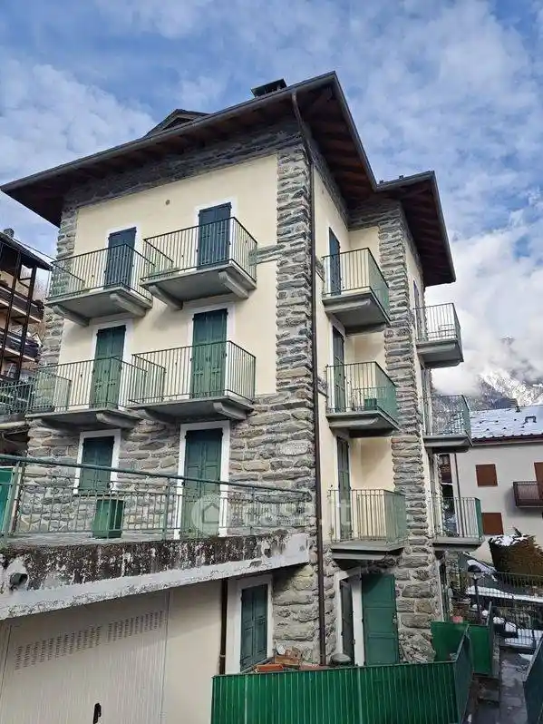 Appartamento in vendita a Chiesa in Valmalenco