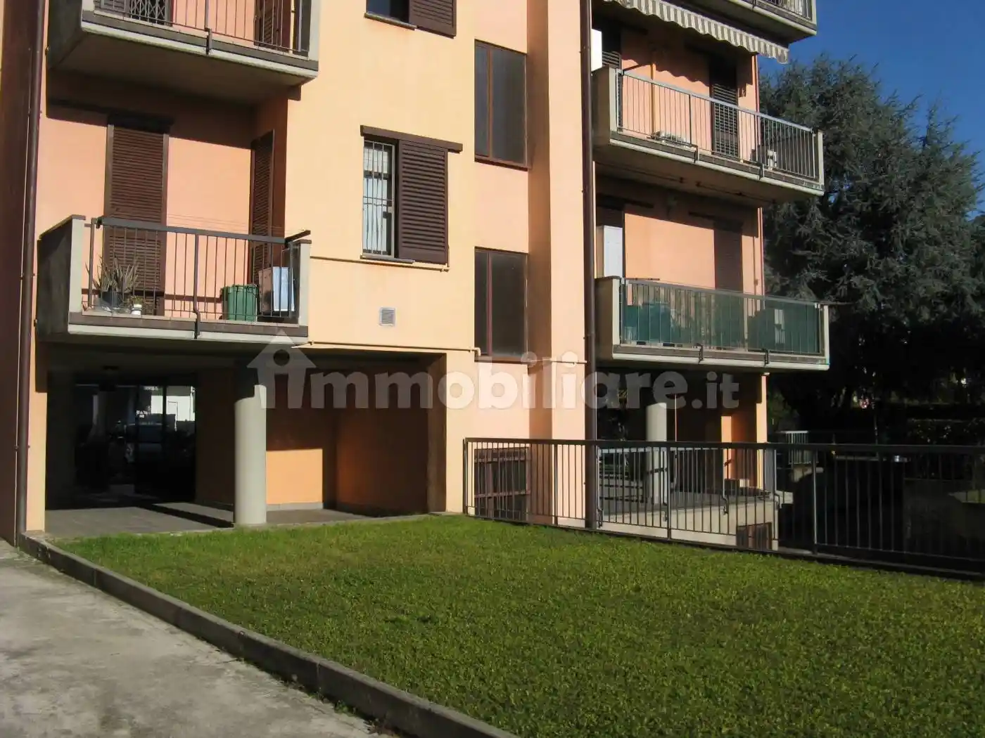 Appartamento in vendita a Osio Sotto