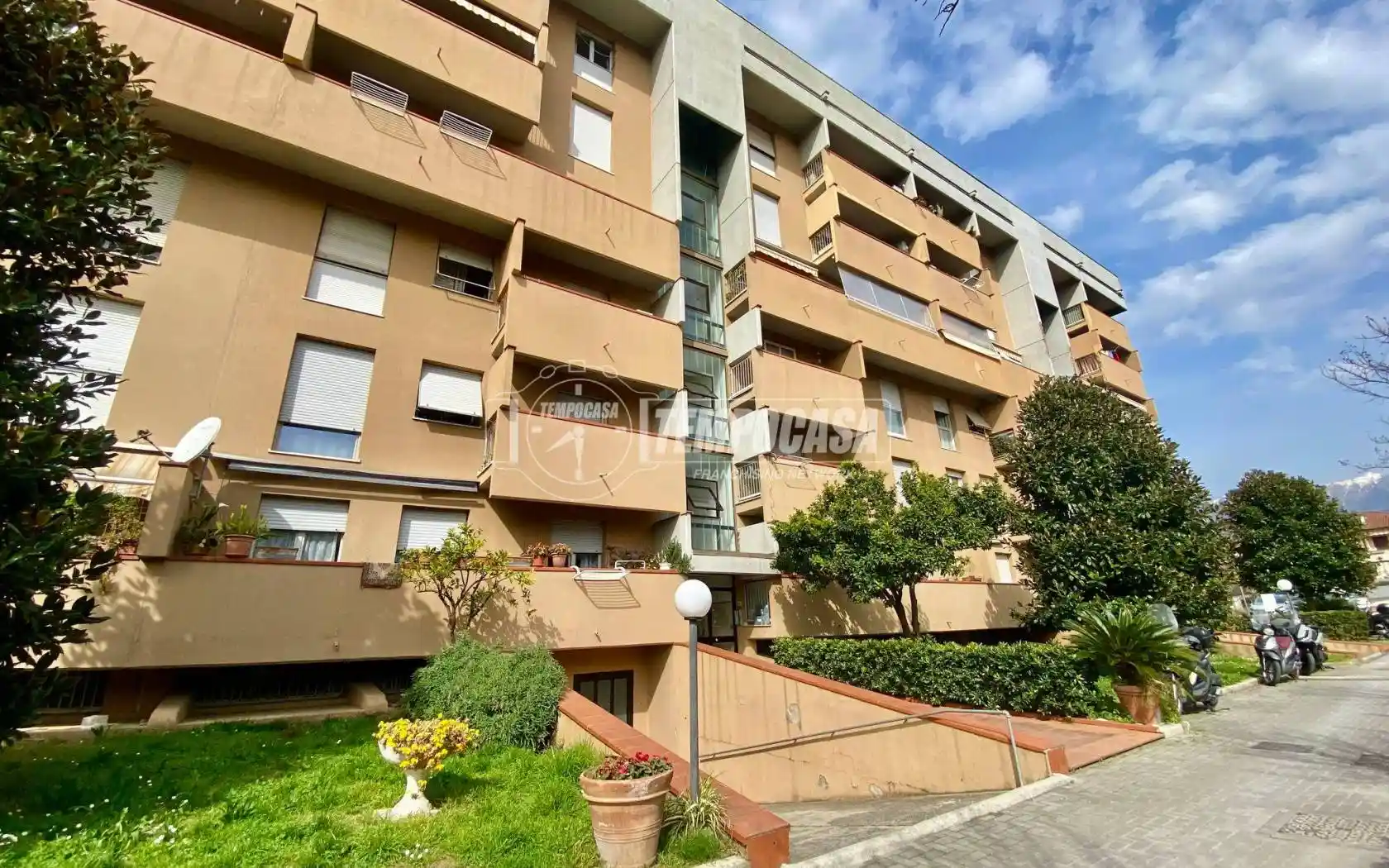 Appartamento in vendita a Massa