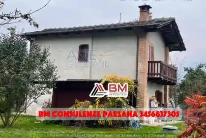 Villa in vendita a Paesana