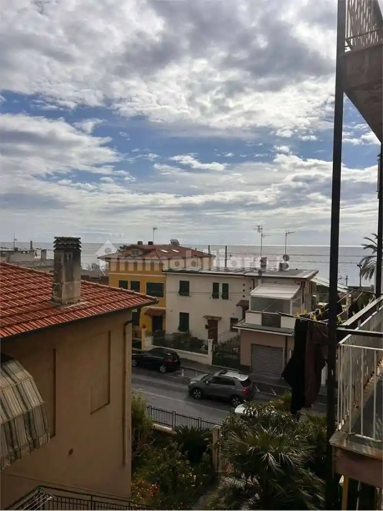 Appartamento in vendita a Bordighera