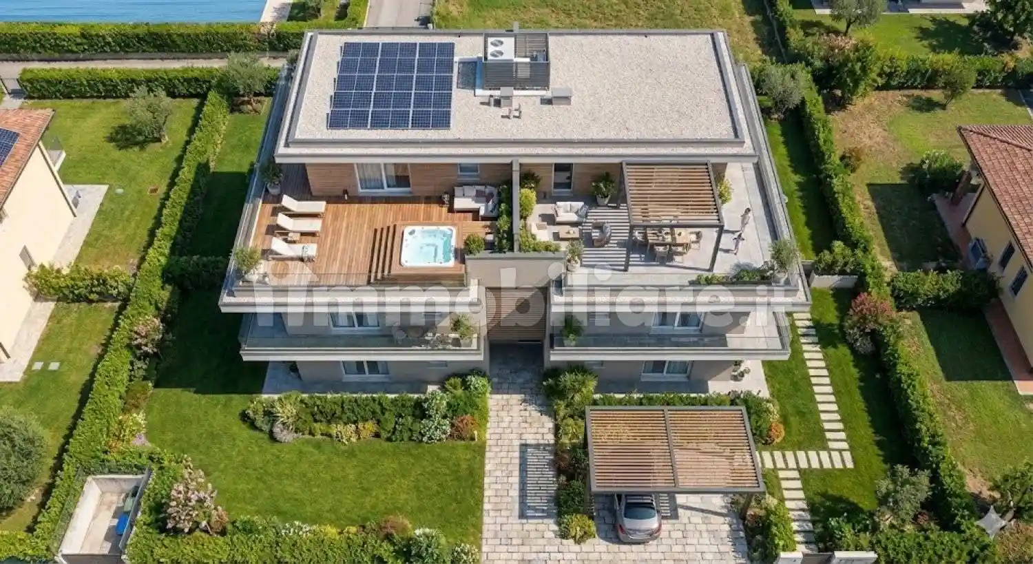 Appartamento in vendita a Desenzano del Garda