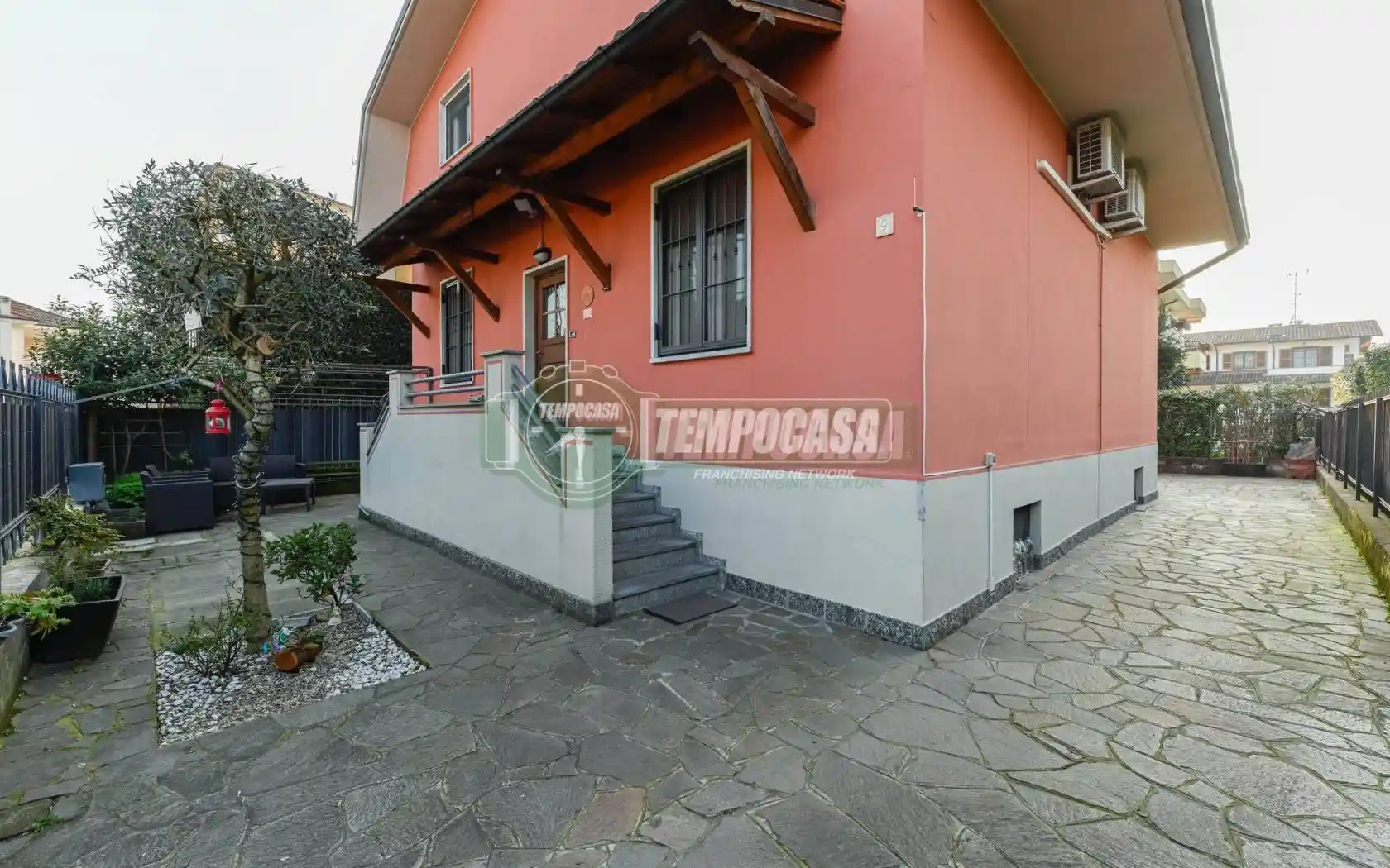 Villa in vendita a Rodano