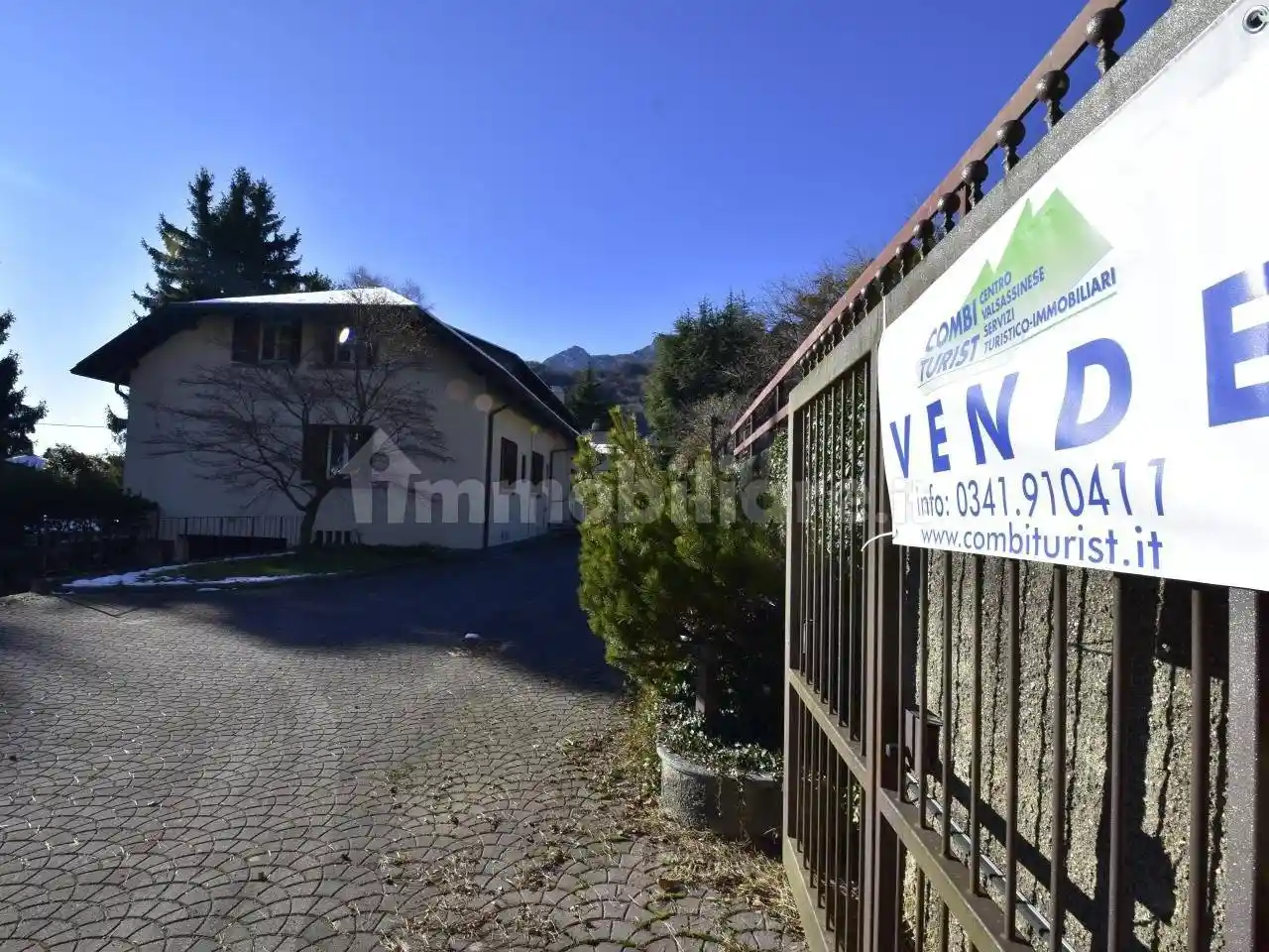 Appartamento in vendita a Ballabio