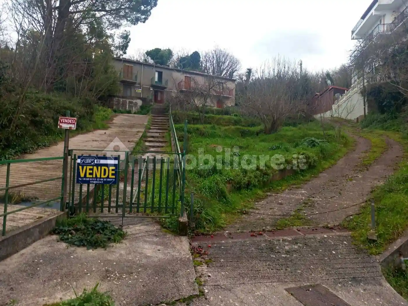 Rustico - Casale in vendita a Castell'Umberto