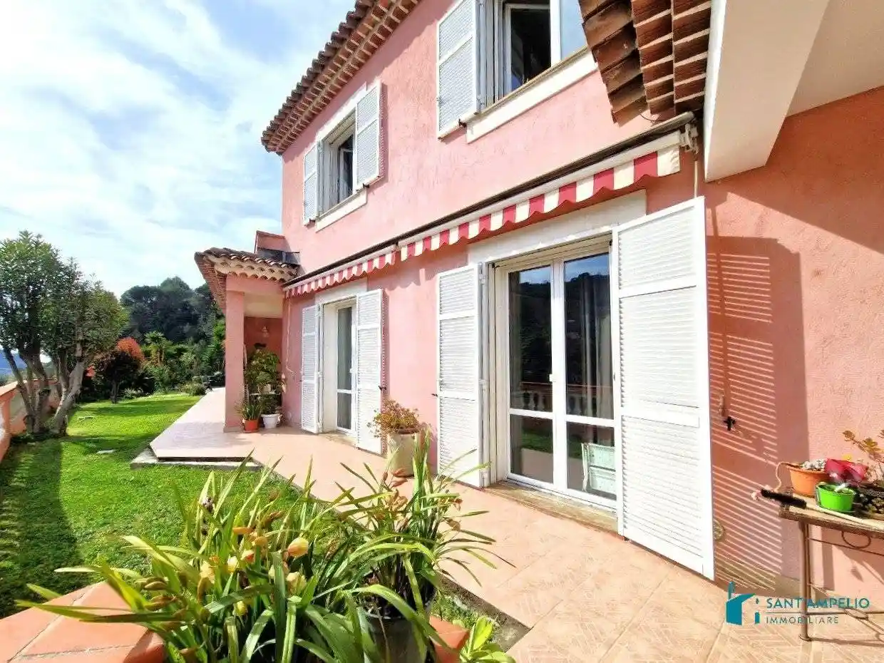 Villa in vendita a Soldano