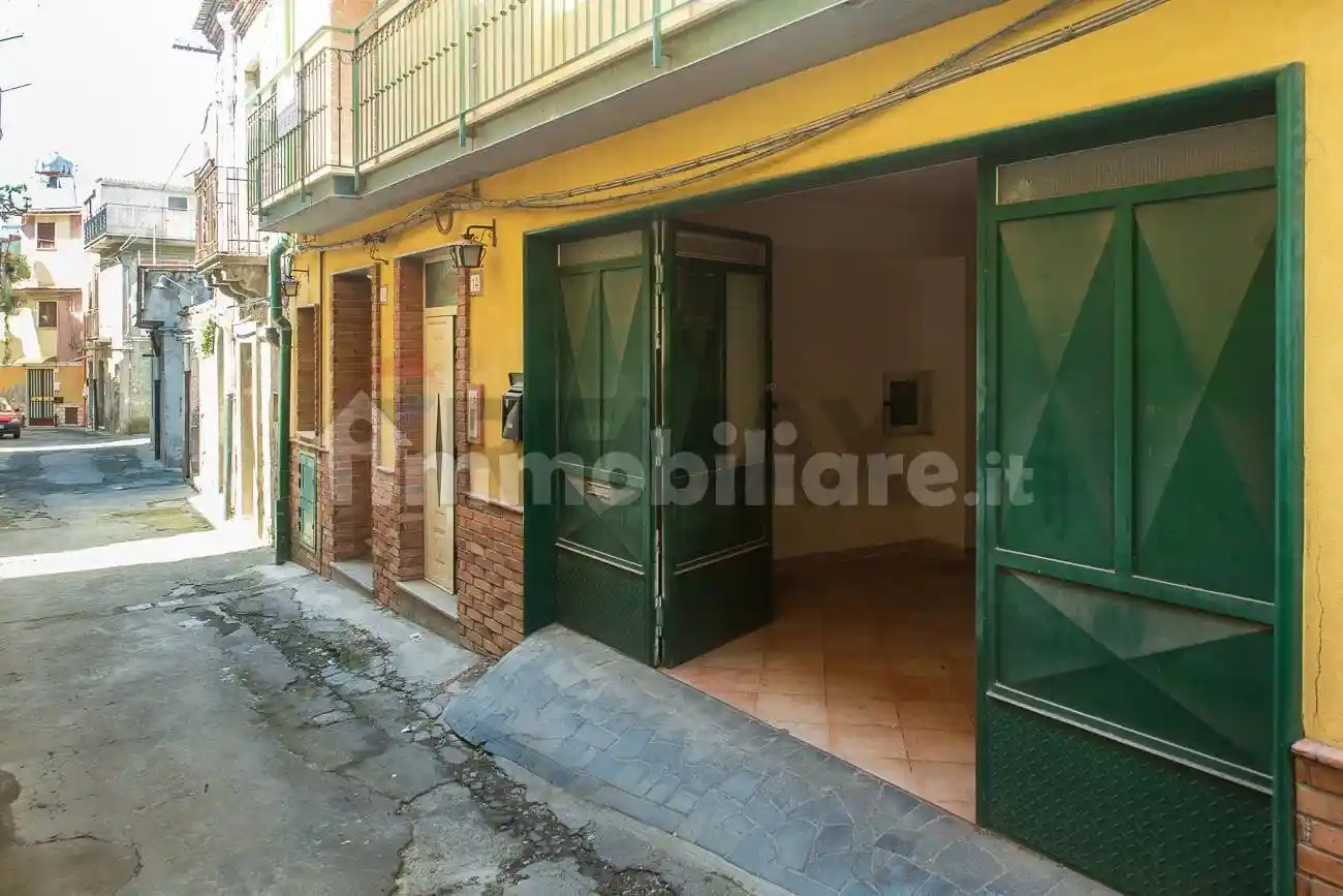 Casa indipendente in vendita a Bronte