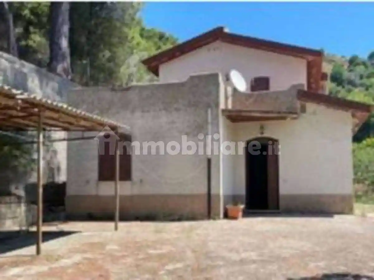 Villa in vendita a Novara di Sicilia