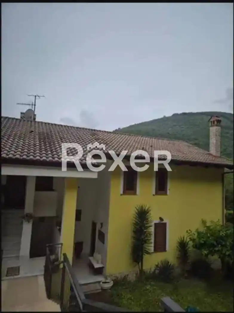 Appartamento in vendita a Giffoni Sei Casali