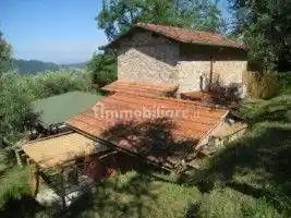 Rustico - Casale in vendita a Camaiore