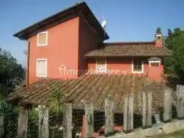 Villa in vendita a Camaiore