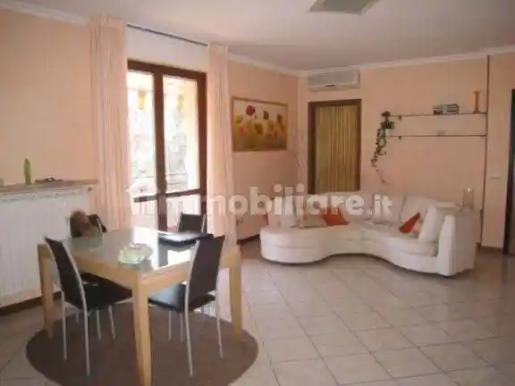 Appartamento in vendita a Viareggio