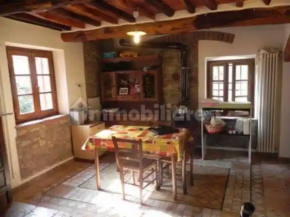 Rustico - Casale in vendita a Camaiore