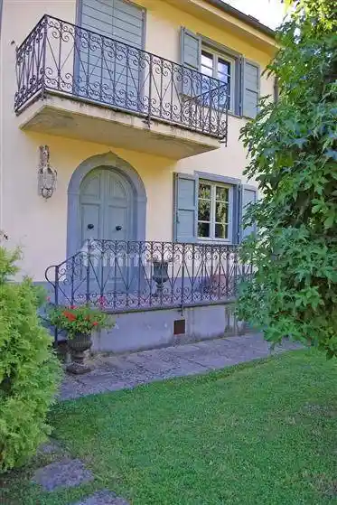 Villa in vendita a Camaiore