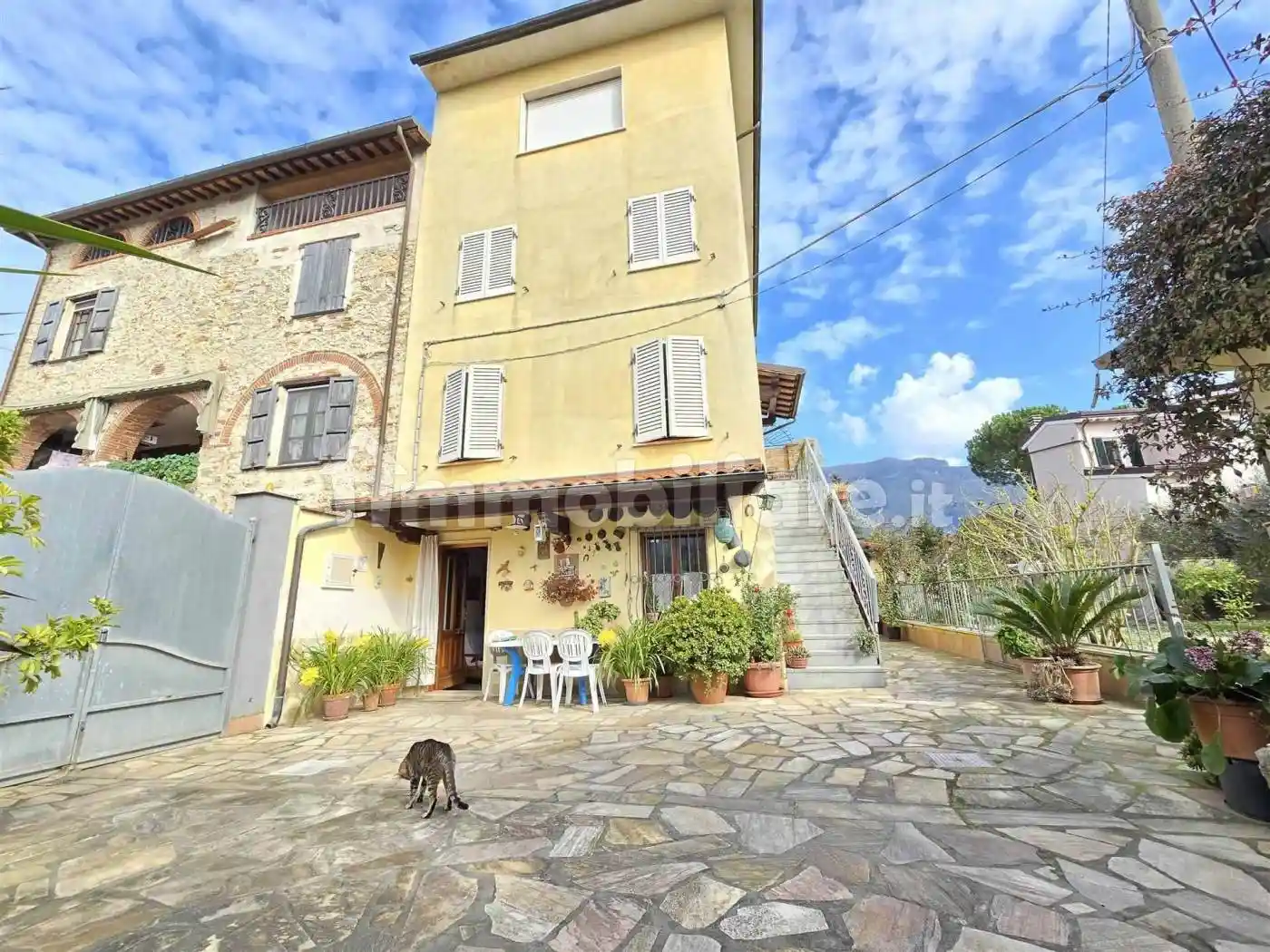 Casa indipendente in vendita a Camaiore