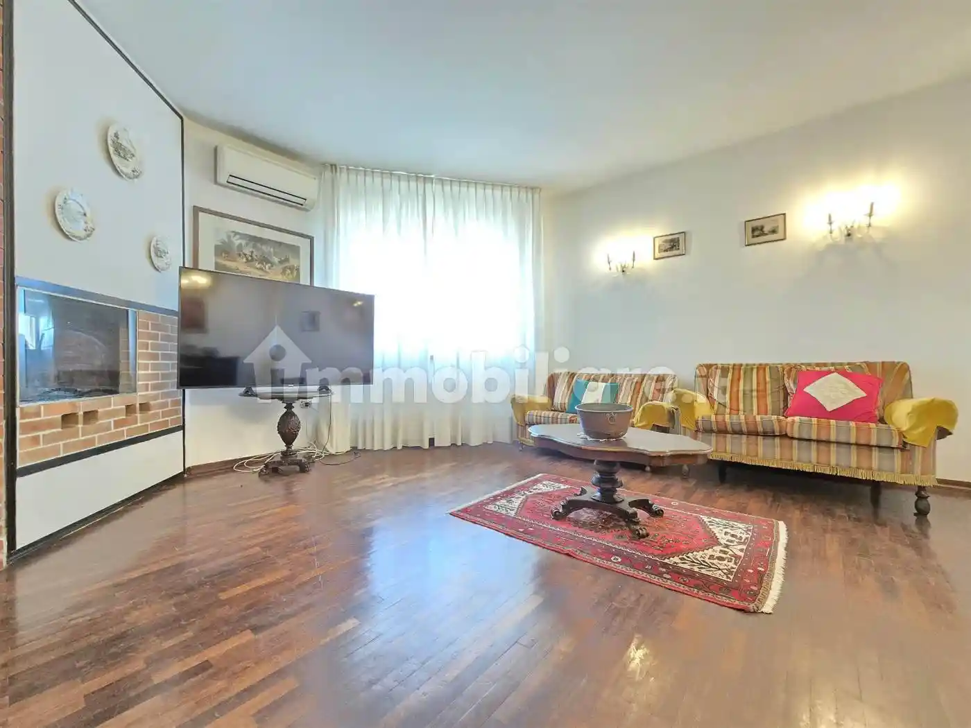 Casa indipendente in vendita a Camaiore