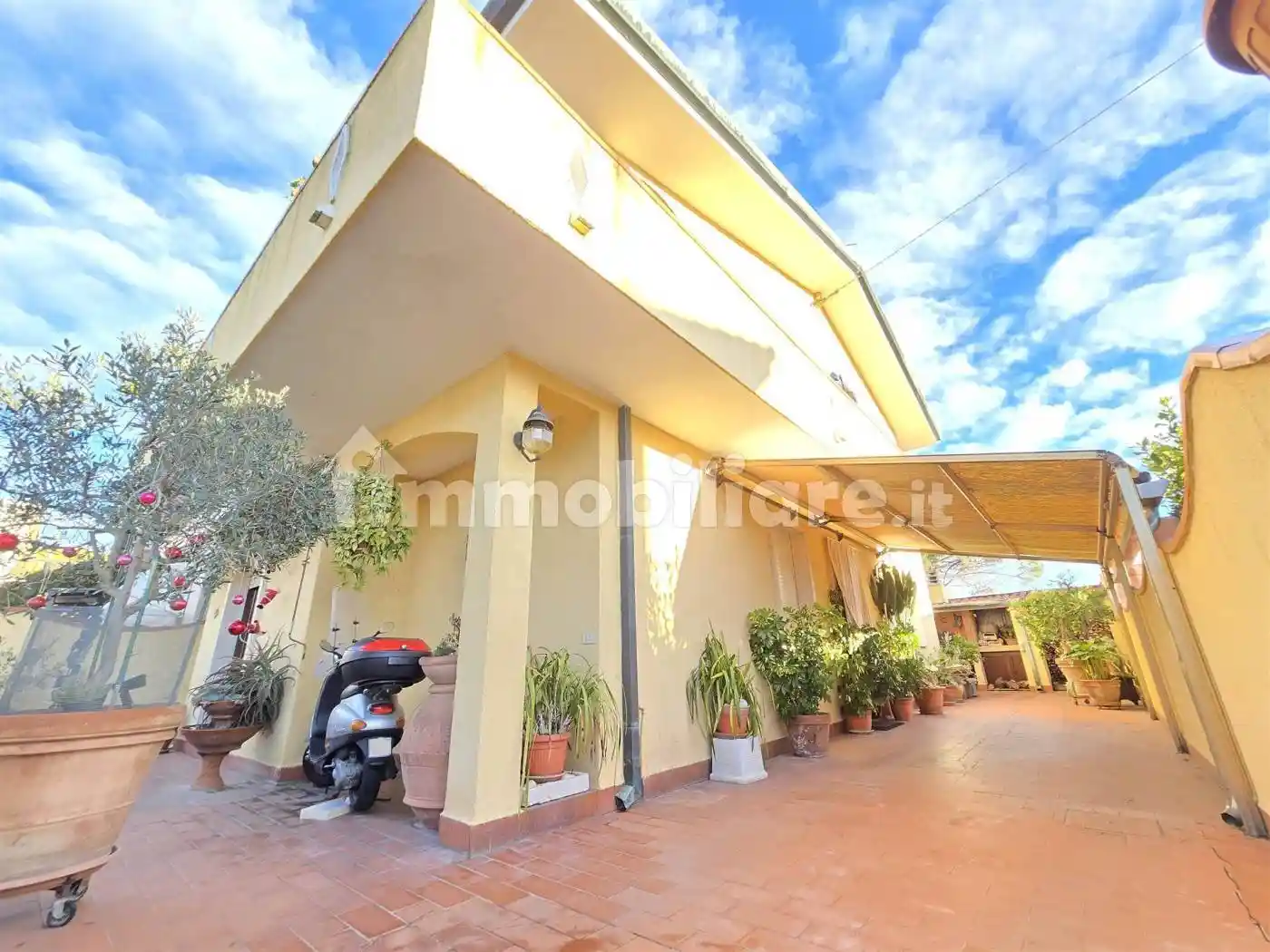 Casa indipendente in vendita a Viareggio