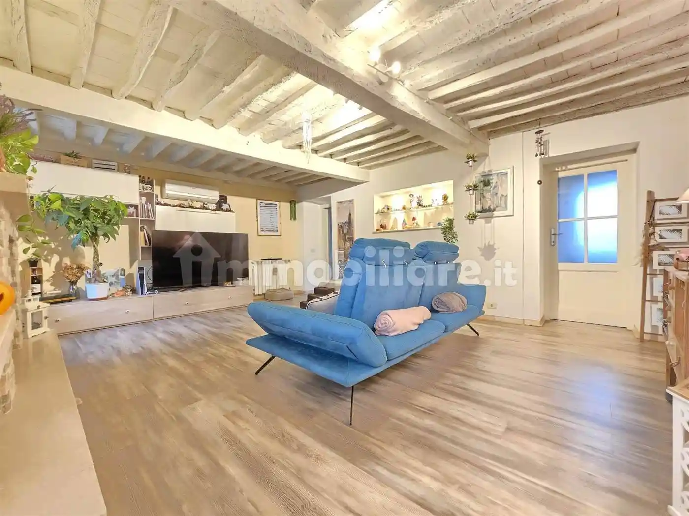 Appartamento in vendita a Camaiore