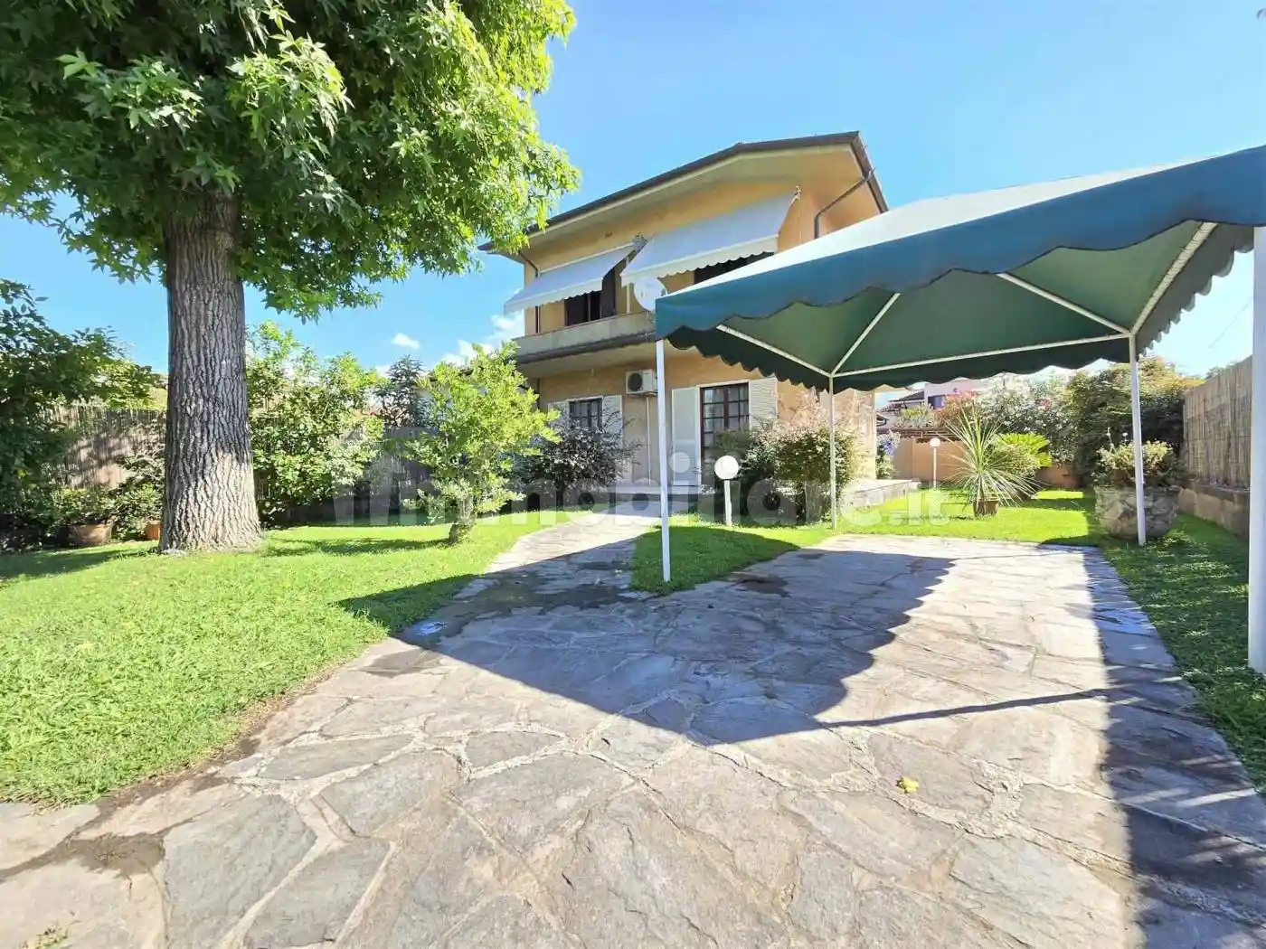 Casa indipendente in vendita a Seravezza