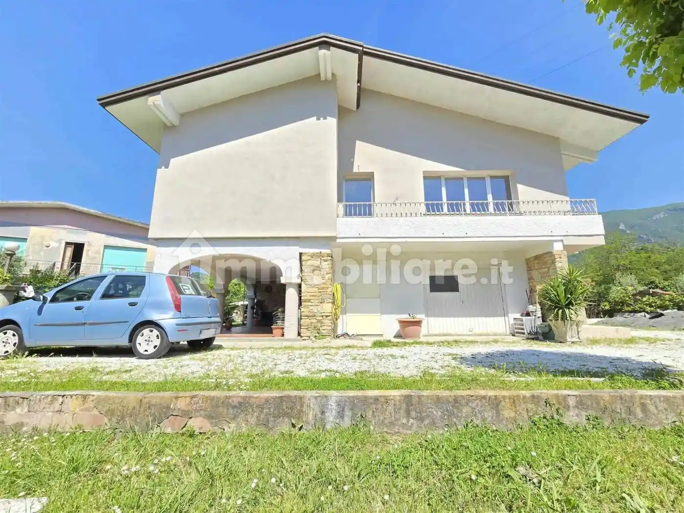 Villa in vendita a Camaiore