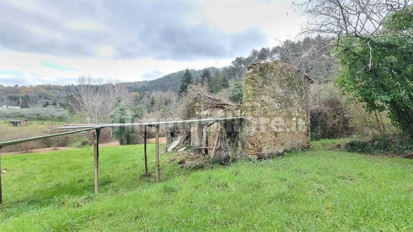 Rustico - Casale in vendita a Camaiore