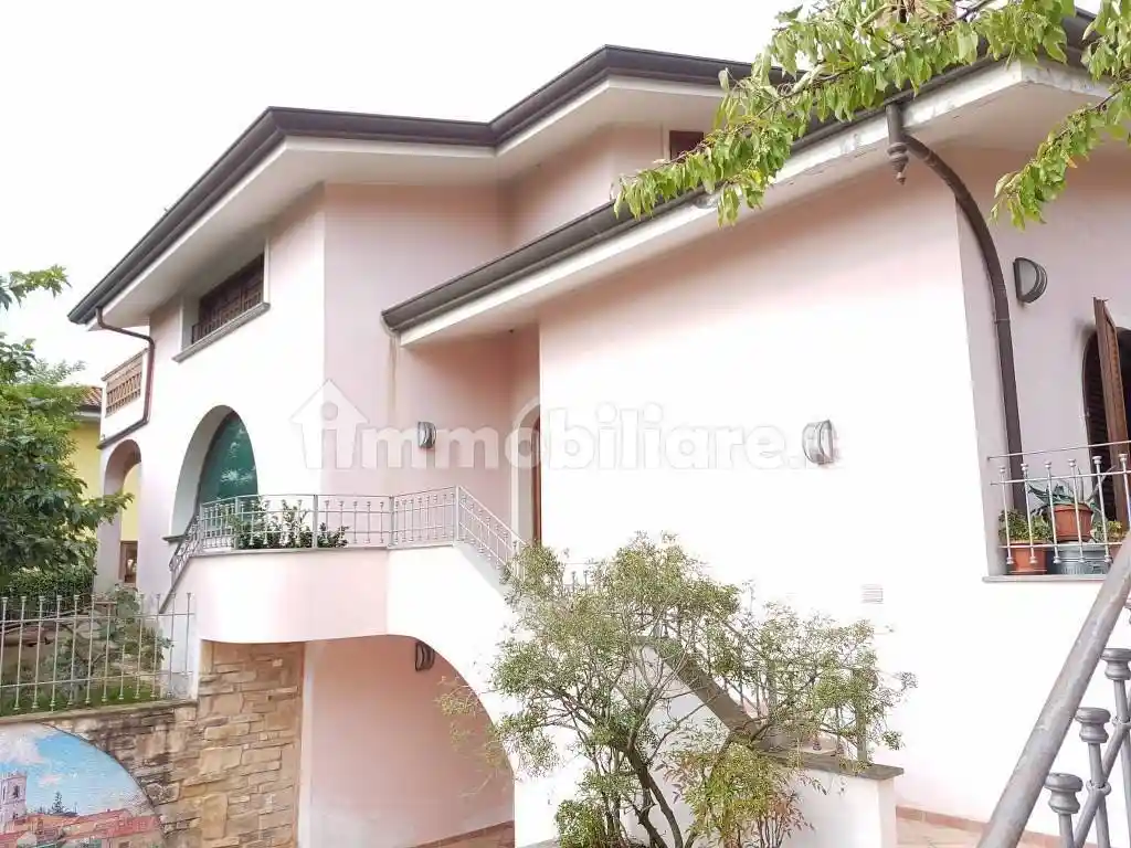 Villa in vendita a Massarosa