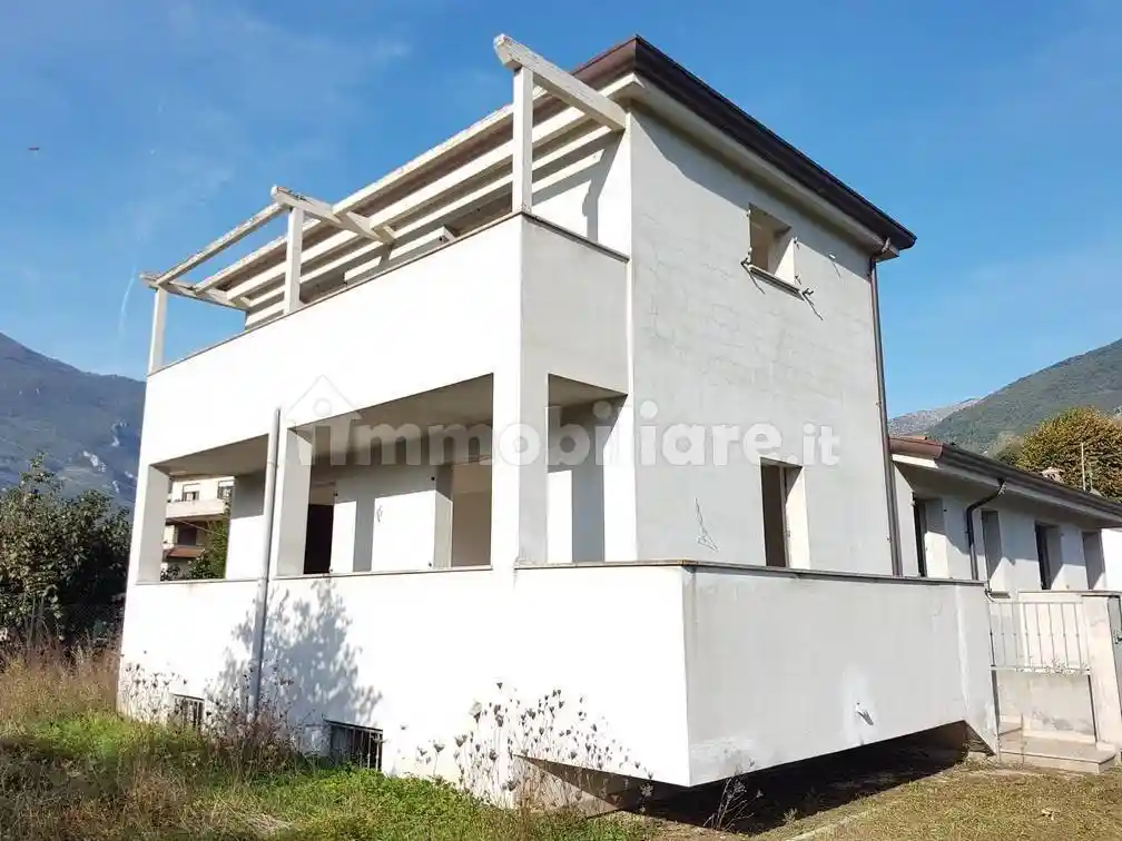 Villa in vendita a Camaiore