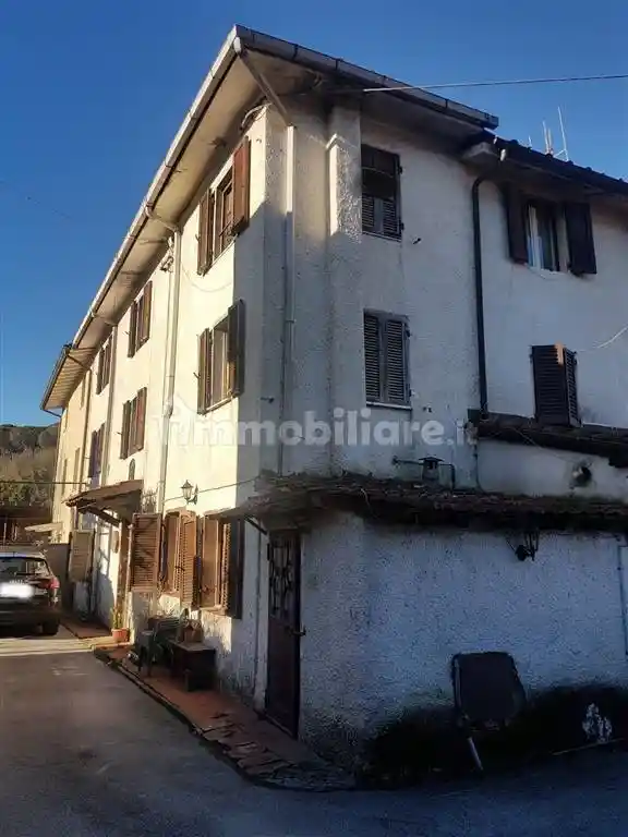 Casa indipendente in vendita a Camaiore