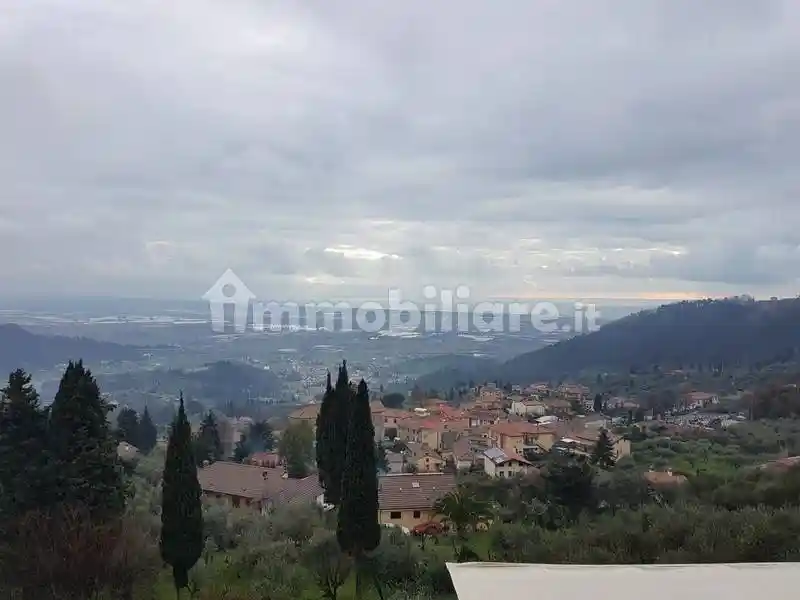 Appartamento in vendita a Massarosa