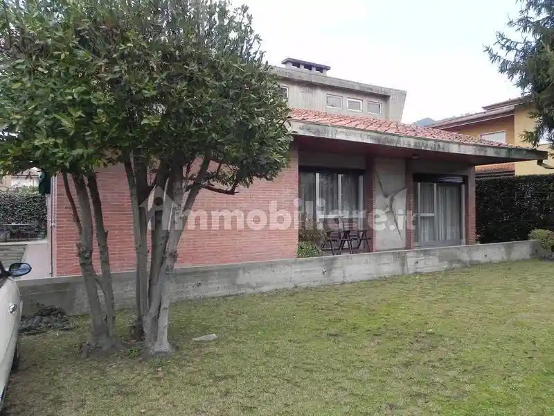 Villa in vendita a Pietrasanta