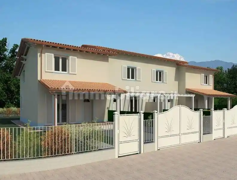 Villetta a schiera in vendita a Massarosa