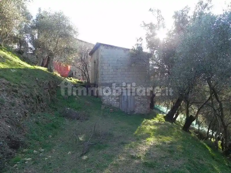 Casa indipendente in vendita a Camaiore