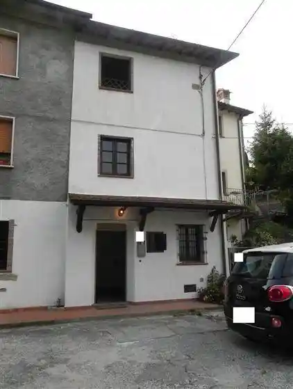 Casa indipendente in vendita a Camaiore