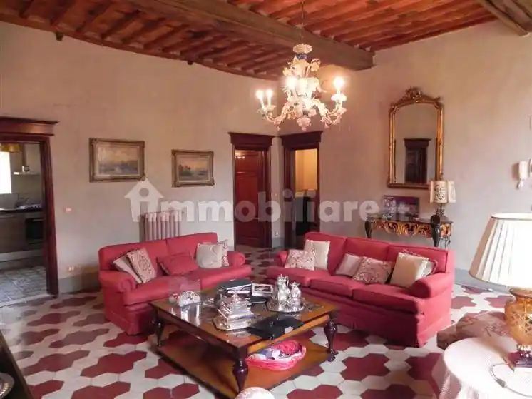 Appartamento in vendita a Camaiore