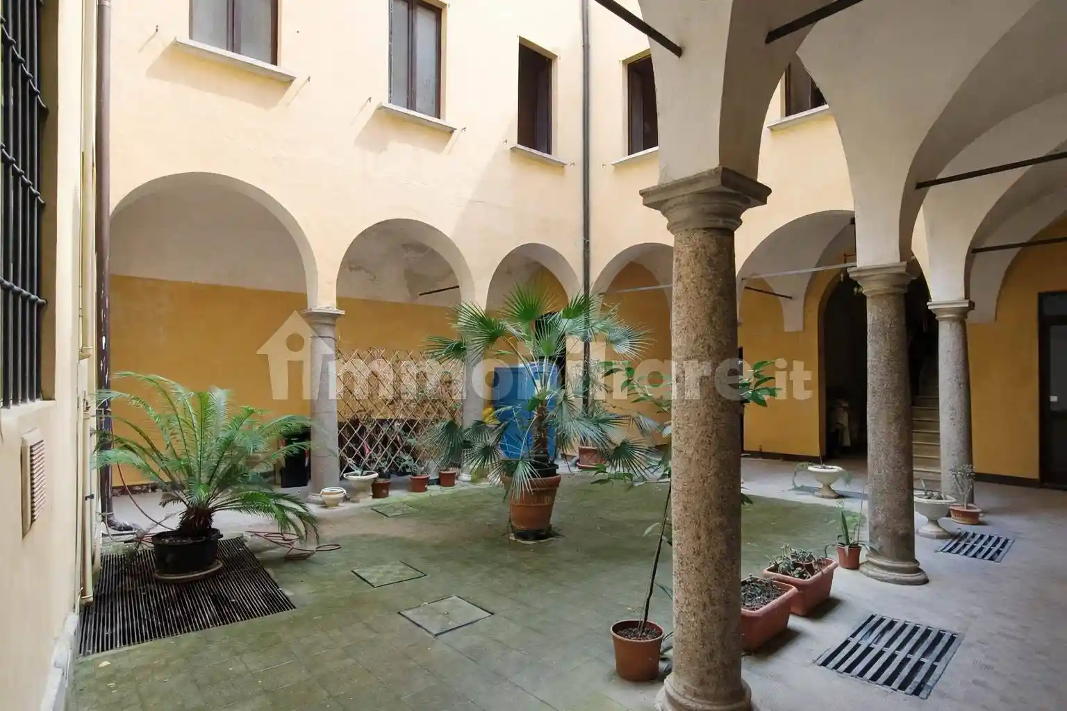 Appartamento in vendita a Piacenza