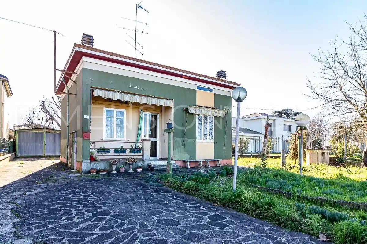 Casa indipendente in vendita a Cavezzo