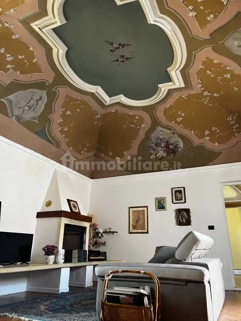 Appartamento in affitto a Casalzuigno