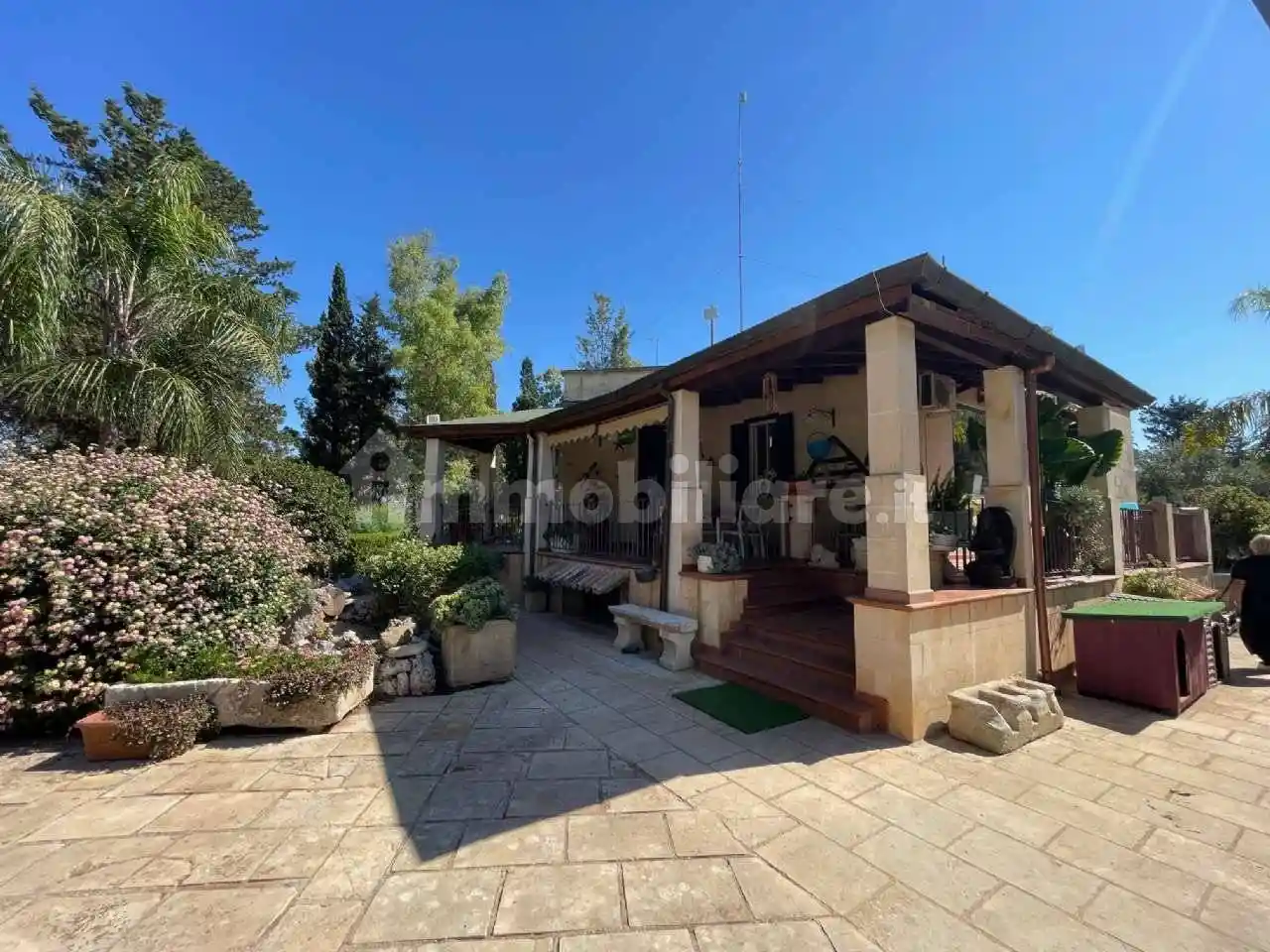 Villa in vendita a Scorrano