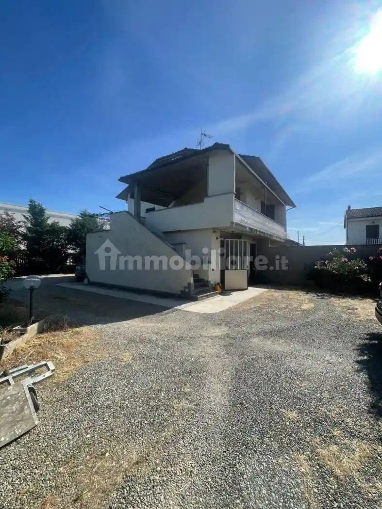 Villa in vendita a Alessandria