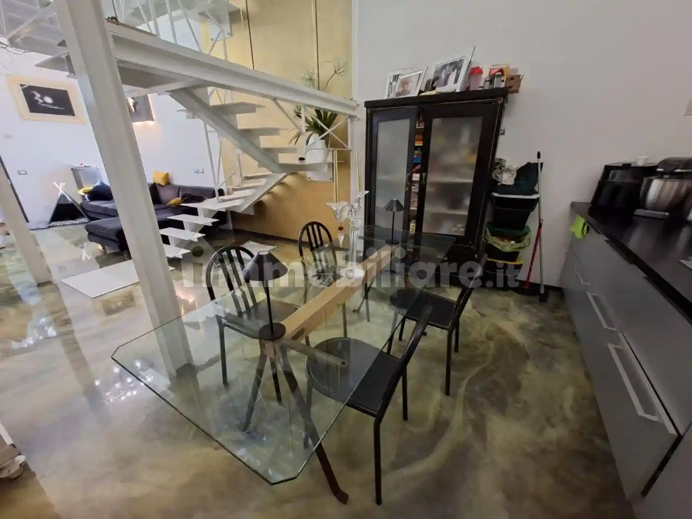 Casa indipendente in vendita a Prato