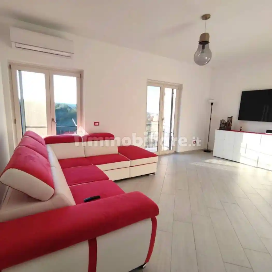 Appartamento in vendita a Napoli