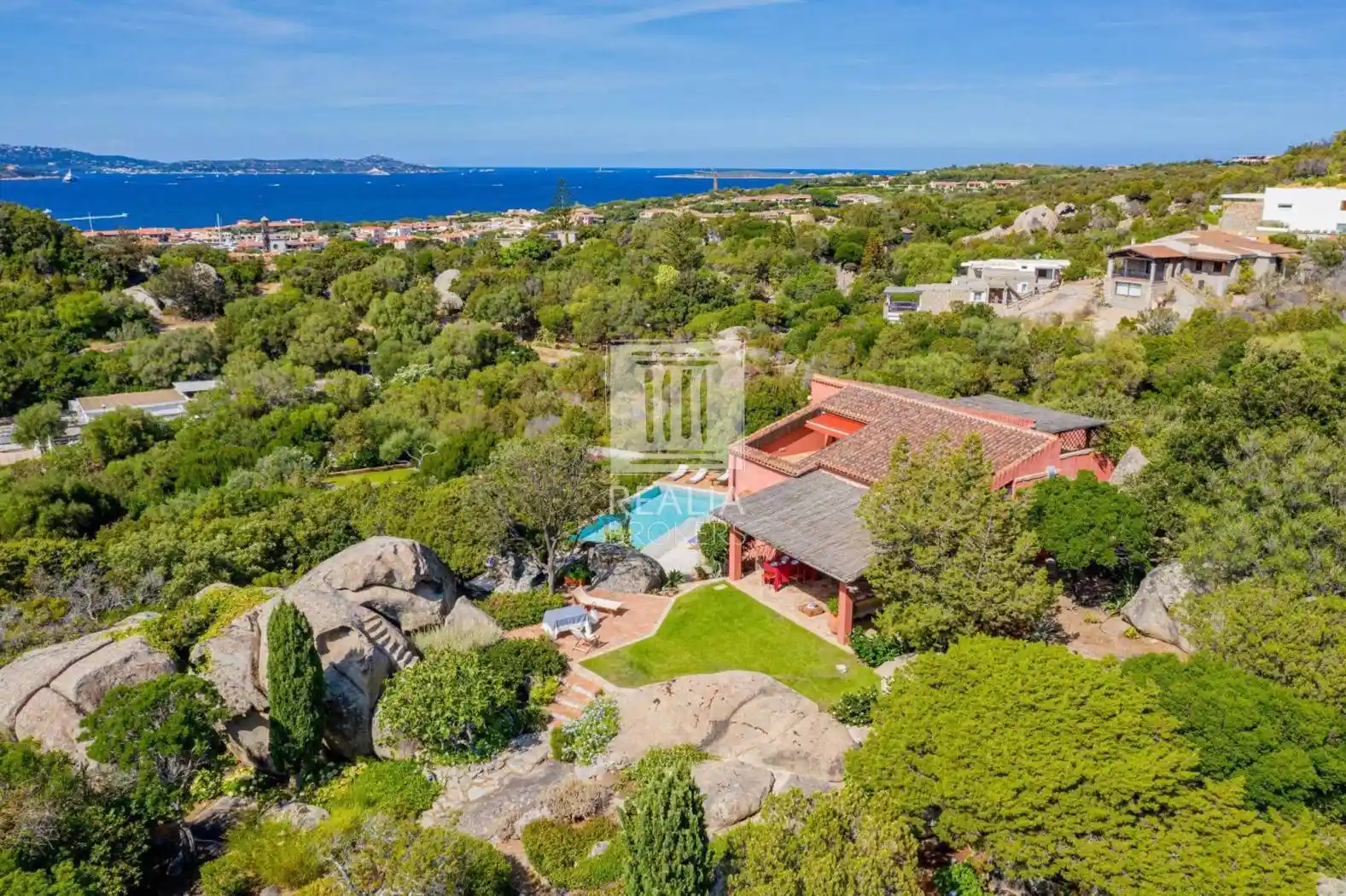 Villa in vendita a Olbia