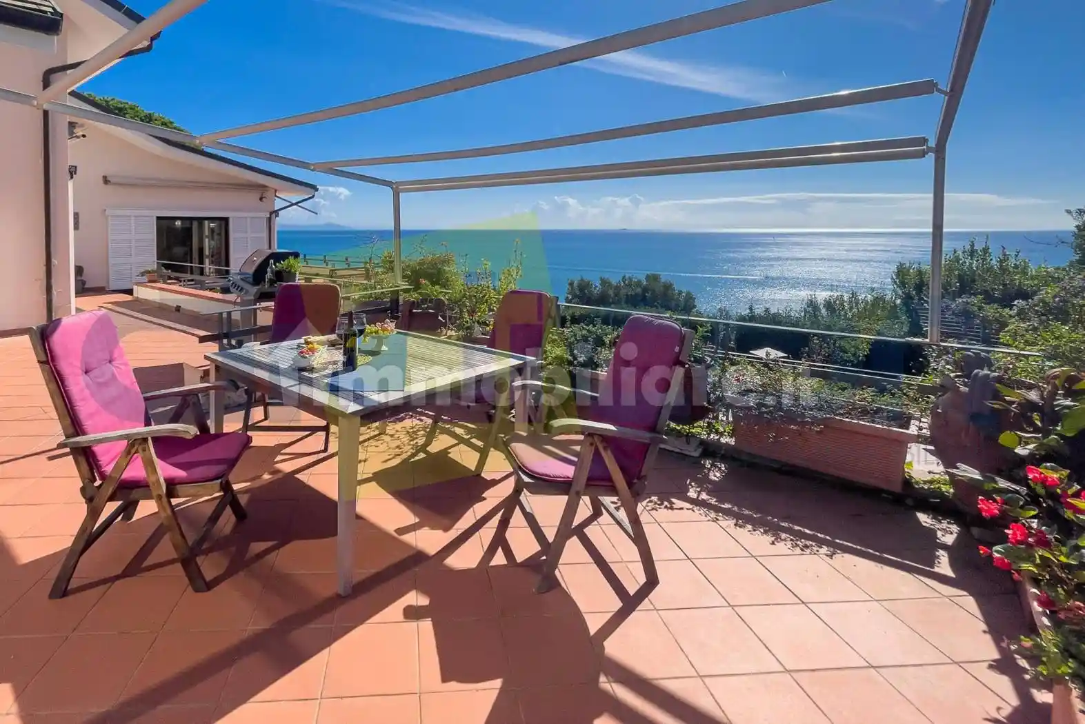 Villa in vendita a Varazze