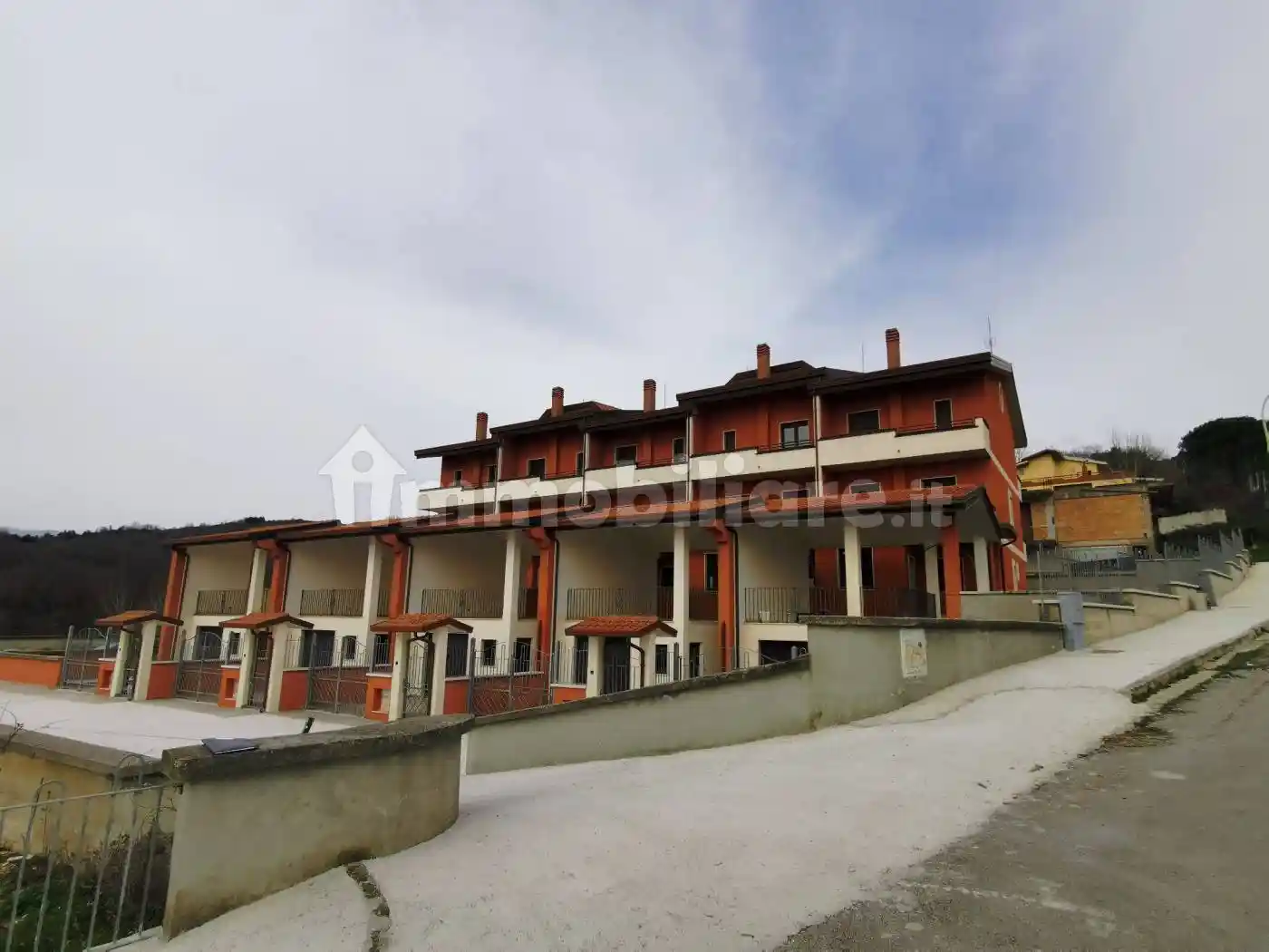 Villetta a schiera in vendita a Guardia Sanframondi