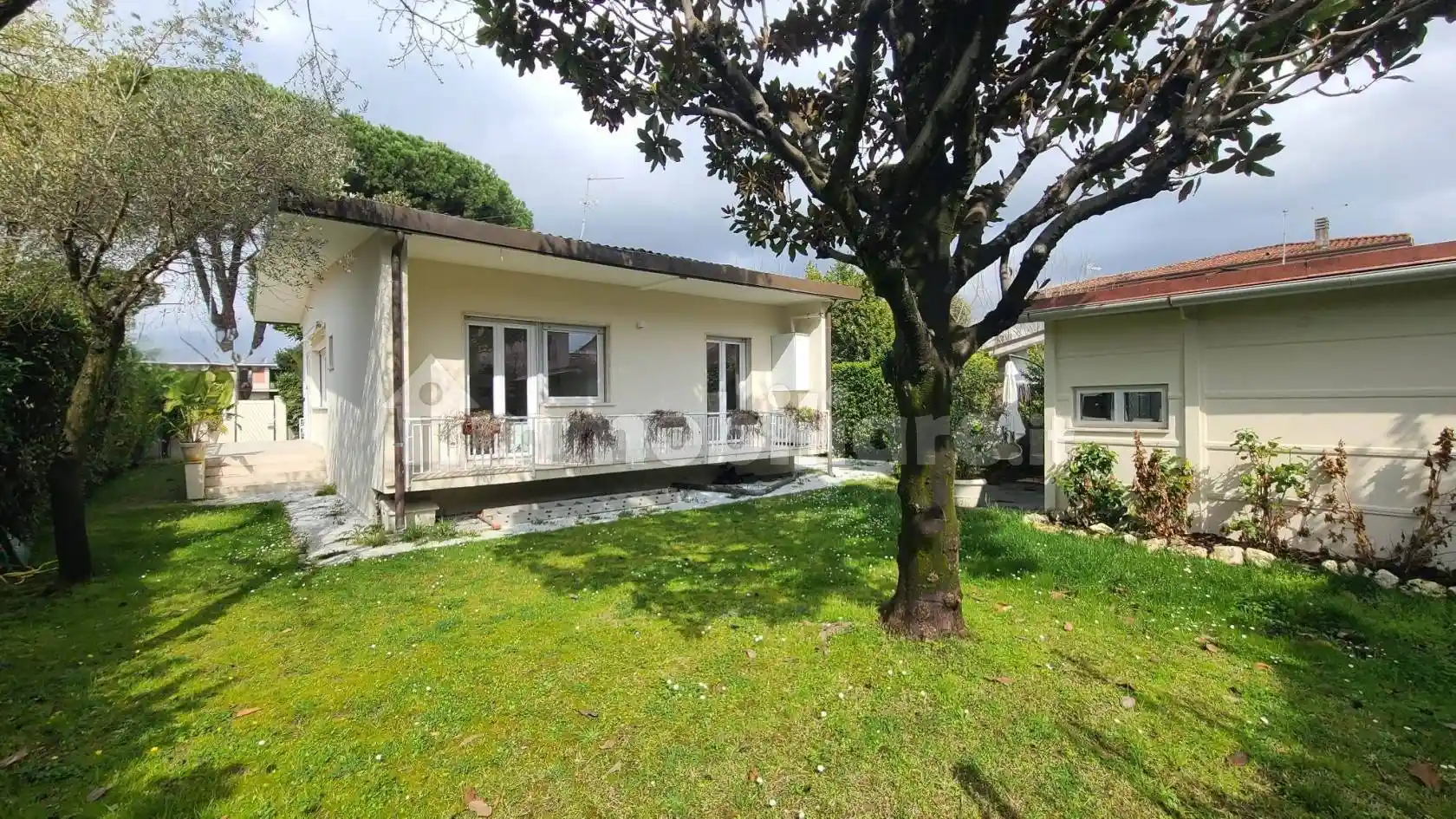 Villa in vendita a Forte dei Marmi