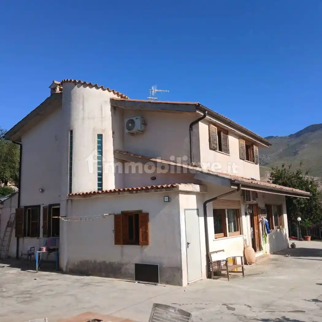 Villa in vendita a Itri